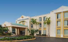 Comfort Inn & Suites Fort Lauderdale